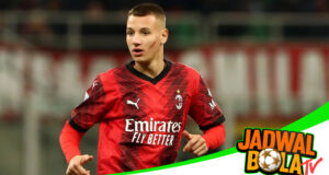 Francesco Camarda: Bintang Muda AC Milan yang Menarik Perhatian Klub Eropa Francesco Camarda: Bintang Muda AC Milan yang Menarik Perhatian Klub Eropa