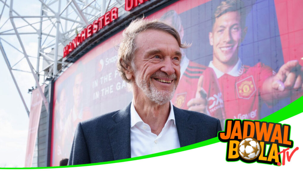 Manchester United Bersih-Bersih : Tiga Bintang Siap Dijual di Bursa Transfer Januari 2024 Manchester United Bersih-Bersih : Tiga Bintang Siap Dijual di Bursa Transfer Januari 2024