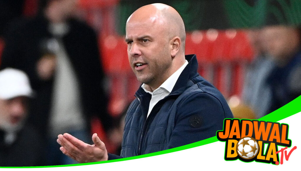 Era Baru Chelsea: Arne Slot dan Trio Feyenoord Berpotensi Gabung Era Baru Chelsea: Arne Slot dan Trio Feyenoord Berpotensi Gabung