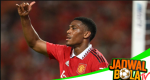 Anthony Martial Makan Gaji Buta? Desas-Desus Transfer Beredar!