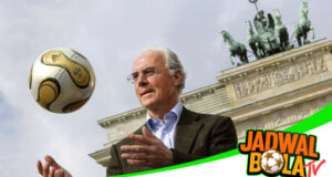 Franz Beckenbauer: Legenda Sepak Bola yang Tak Terlupakan Franz Beckenbauer: Legenda Sepak Bola yang Tak Terlupakan