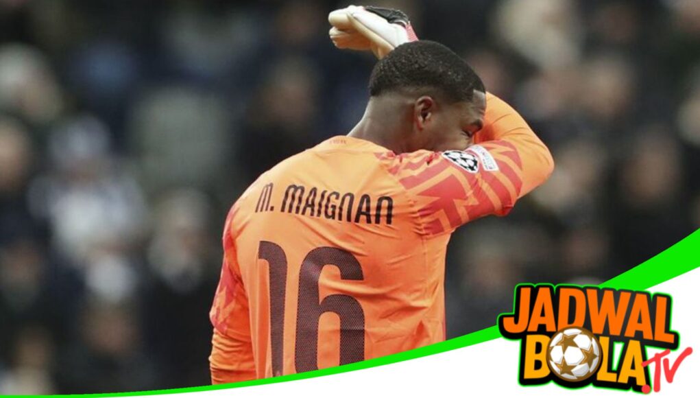 Mike Maignan Berpeluang Besar Absen di Euro 2024 Mike Maignan Berpeluang Besar Absen di Euro 2024