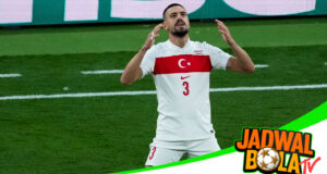 Dominasi Awal Merih Demiral Bawa Turki Melaju di Euro 2024 Dominasi Awal Merih Demiral Bawa Turki Melaju di Euro 2024