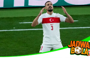 Dominasi Awal Merih Demiral Bawa Turki Melaju di Euro 2024 Dominasi Awal Merih Demiral Bawa Turki Melaju di Euro 2024